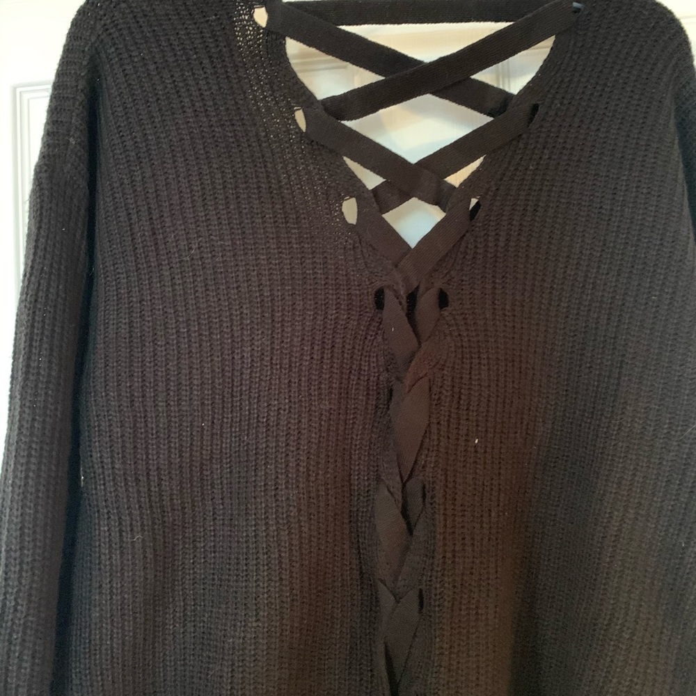 Willow & Clay black sweater w/ back lace up detail - Picture 2 of 7